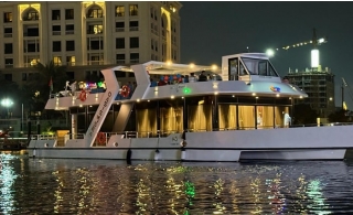 New year Eve Dinner Cruising at Dubai water Canal by Oasis Sea